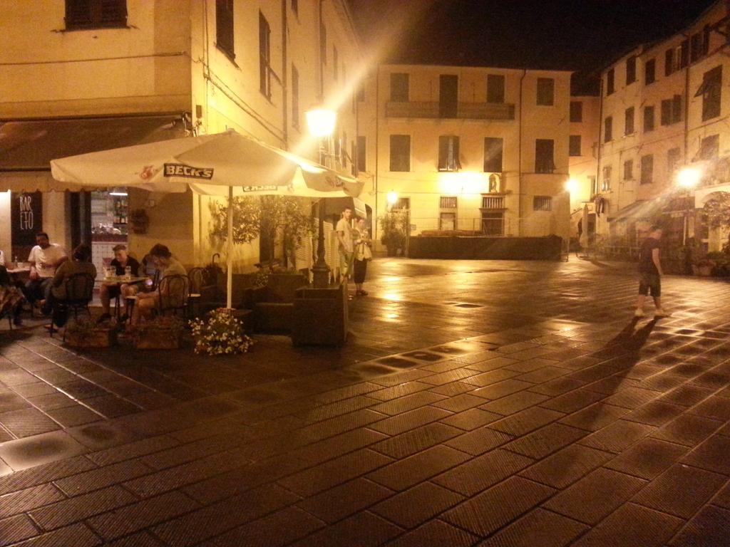 La Luna Nel Borgo Brugnato Exterior photo